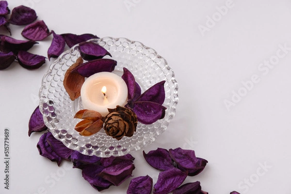 Obraz アロマキャンドルと花びらのポプリ