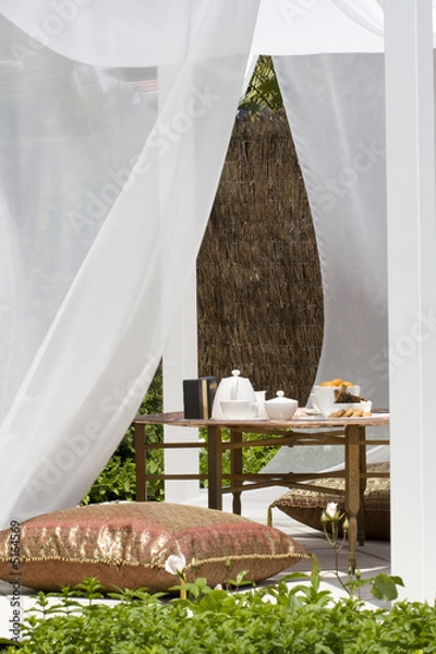 Obraz Romantic Moroccan Garden Tea Setting