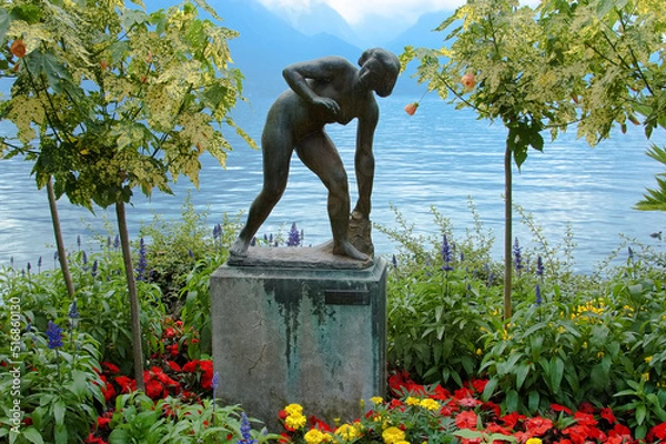 Obraz スイス ローザンヌ 公園の少女の像