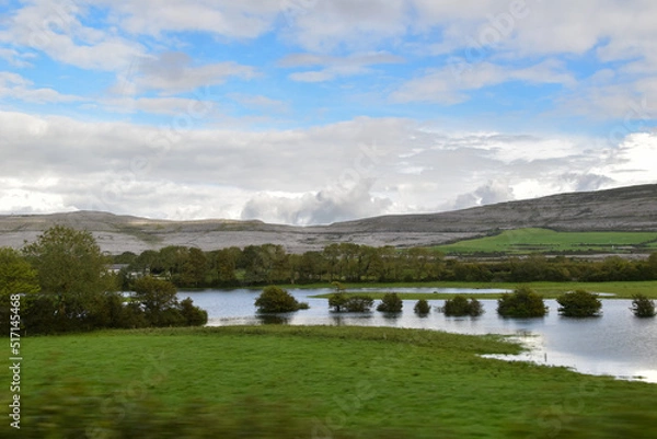 Obraz Kylmore Abbey lake in Ireland
