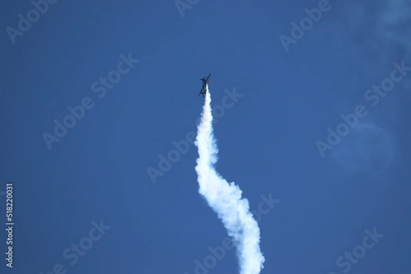 Obraz 空高くまっすぐに飛ぶブルーインパルス　ロケットロード