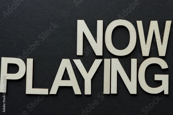 Fototapeta now playing