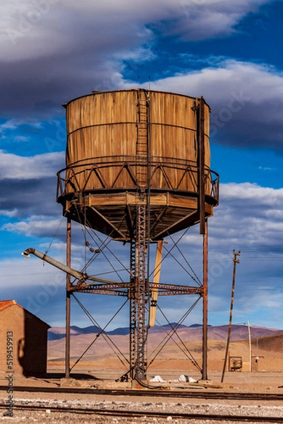 Obraz wooden water tank in the middle of the argentinian puna in the province of jujuy