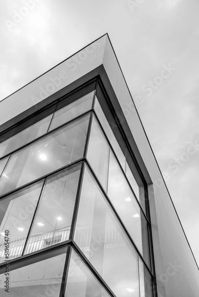 Obraz Modernes Gebäude mit Himmel
