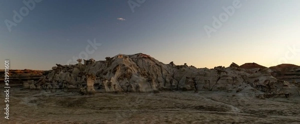 Obraz Bisti Badlands rock formation sunset