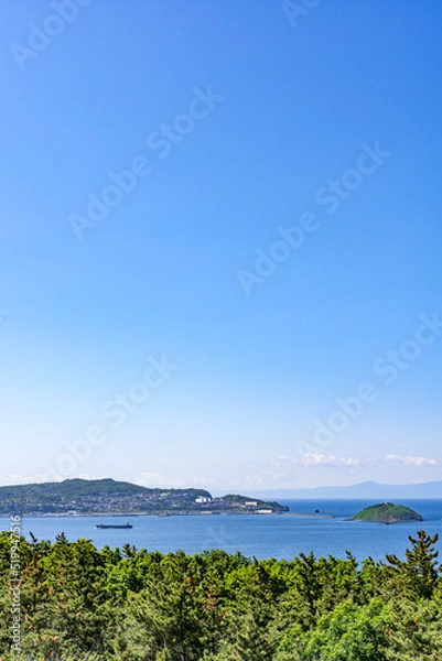 Fototapeta 北海道　室蘭港の大黒島
