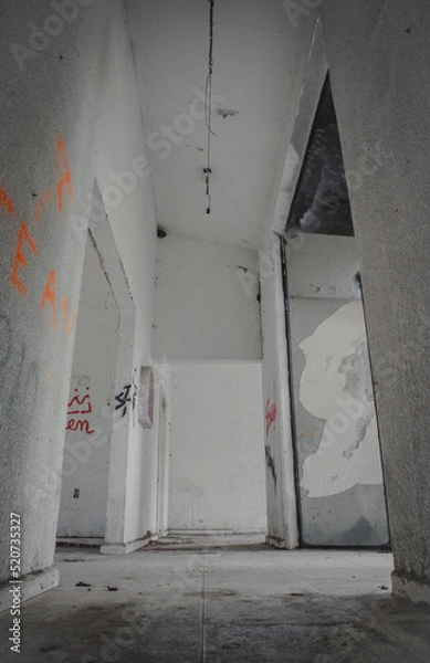 Obraz Corredor casa abandonada