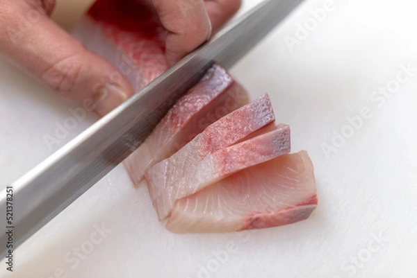Obraz 刺し身を切る