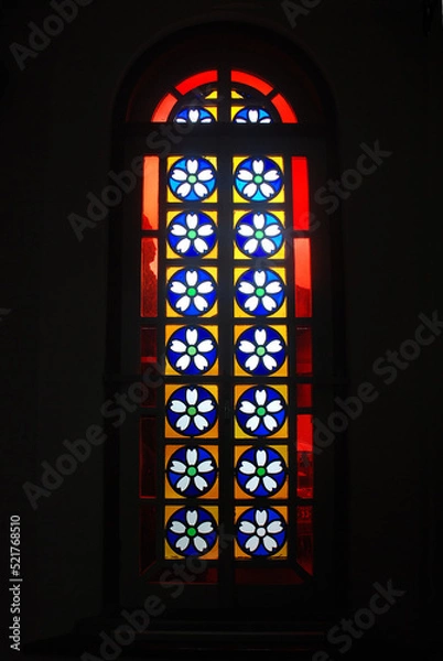 Fototapeta 教会の窓のステンドグラス