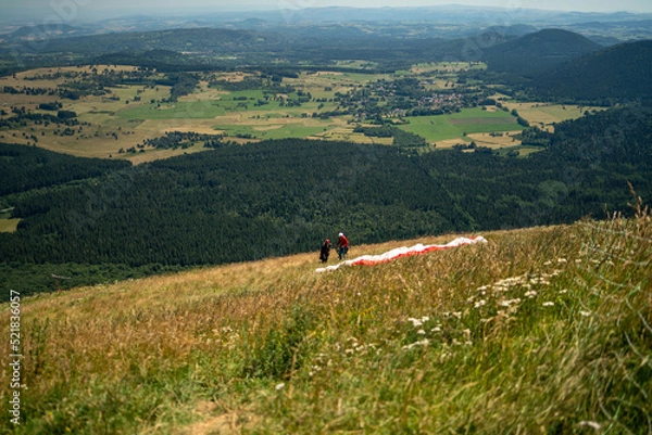Fototapeta people doing skydiving