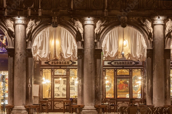 Obraz Old Traditional Bar Caffe Florian in St. Marks Square; Venice, Veneto; Italy
