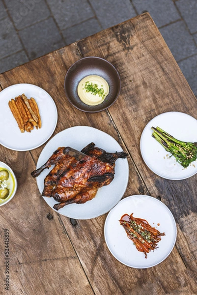 Obraz Broiler und Beilagen