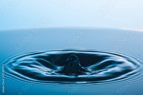 Obraz blue fall drop 16