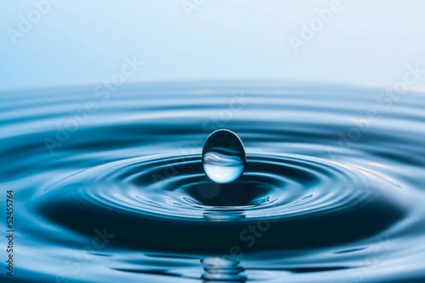 Obraz blue fall drop 37