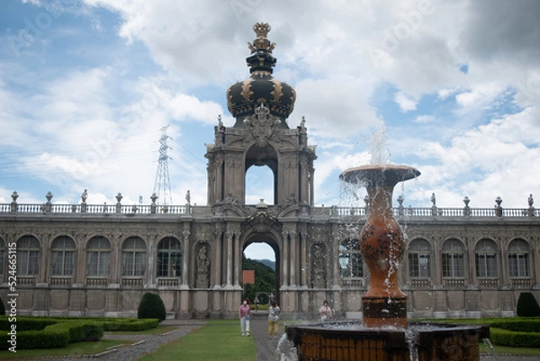 Fototapeta 洋風なお城の建物