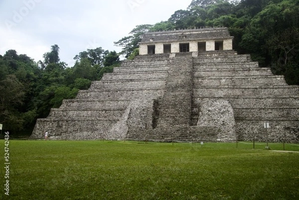 Obraz mayan pyramid in palenque