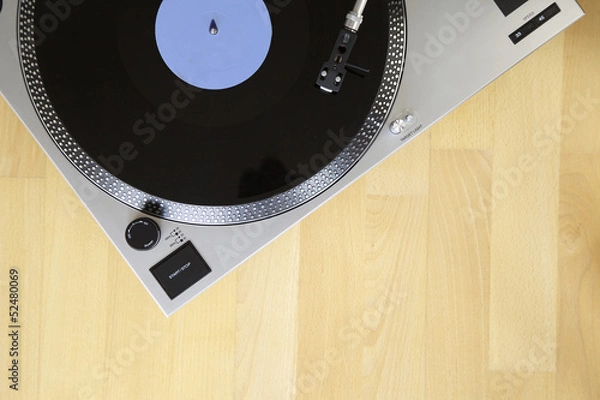 Obraz Schallplatte auf einem Plattenspieler