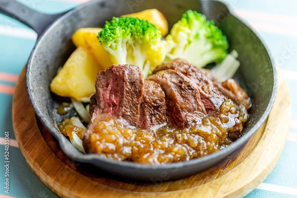 Fototapeta 牛ハラミのタリアータ