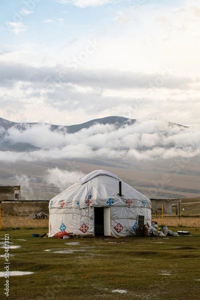 Obraz Yurt in the mountains 