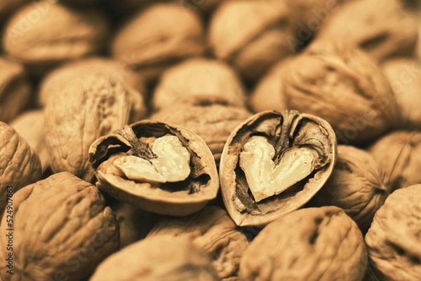 Obraz Heart shaped walnut