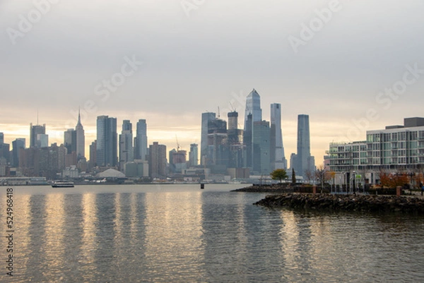 Obraz city skyline at sunset