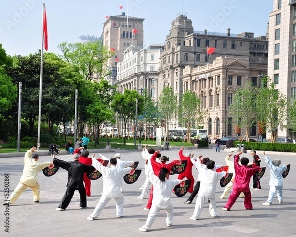 Obraz Tai Chi am Bund in Shanghai China 6