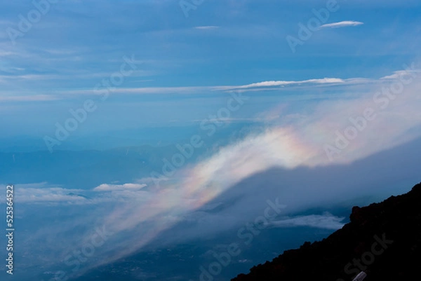 Fototapeta 富士山頂に現れたブロッケン現象