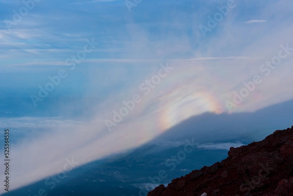 Fototapeta 富士山頂に現れたブロッケン現象