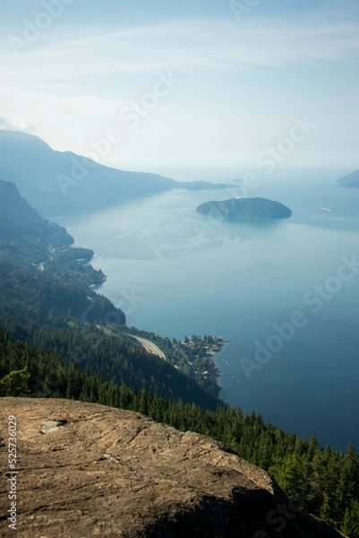 Obraz Ocean, mountains and road