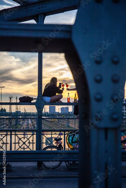 Fototapeta Abendstimmung - Hackerbrücke München
