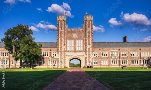 Fototapeta St. Louis, Missouri - 08.22.2021 - Brookings Hall on the Danforth Campus of Washington University in St. Louis.