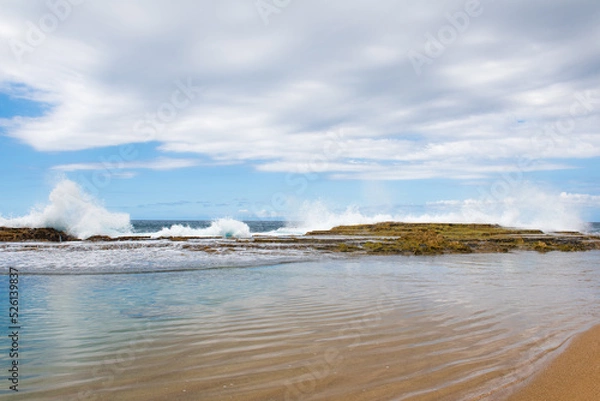 Obraz Waves crashing on the beach