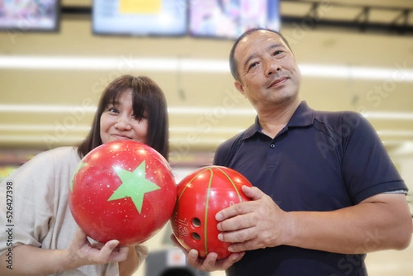 Obraz ボーリングするカップル