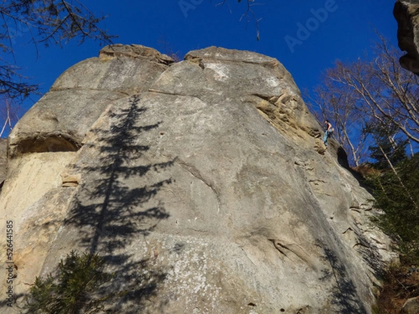 Fototapeta shadows on the rocks