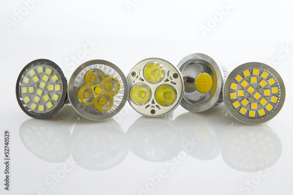 Obraz various LED bulbs GU10 with different cooling SMD chips