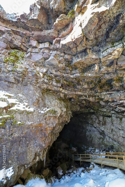 Fototapeta river and rocks