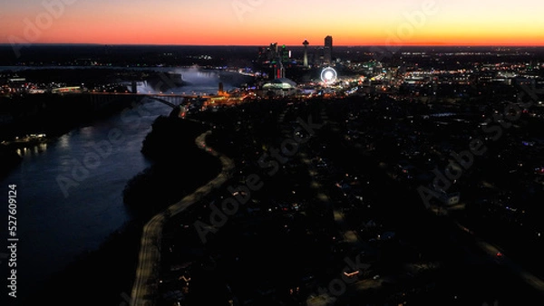 Fototapeta Niagara Falls in evening
