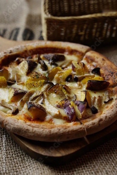 Fototapeta さつまいものピザ