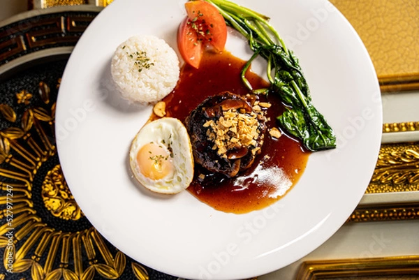 Obraz 먹을것, 식당, 레스토랑, 식사, 탁자, 샐러드, 와인, 점심, 요리, 고기, 미식가, 건강한, 글라스, 야채, 맛있는, 먹기, 와인잔, 건강식, 채소, 함박,스테이크,함박스테이크,살라미,햄,고기, 유럽, 맛집, 메뉴, 푸드, food, 접시, 깔끔한, 깔끔, 풍족한, 풍족, 힐링음식