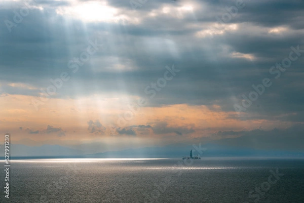 Obraz 雨上がりの光条