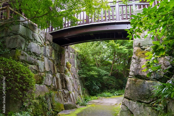 Obraz 庭園の石垣と橋