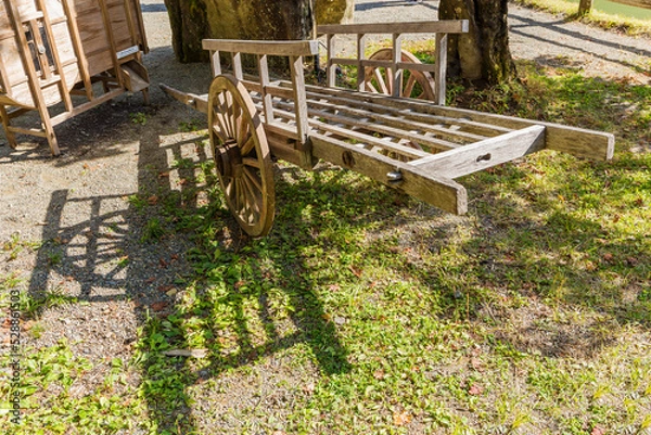 Fototapeta 高山　飛騨の里　民俗村　荷車　民家　日本家屋
