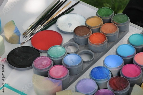 Obraz Kolory do malowania twarzy