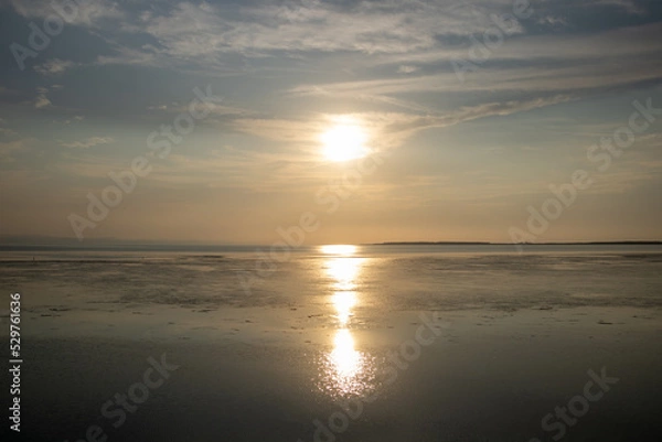 Obraz 湖に沈む綺麗な夕陽
