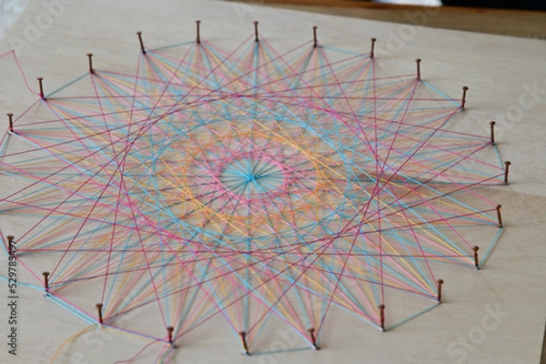 Obraz シュタイナー教育の糸掛けの模様　素数の糸掛け