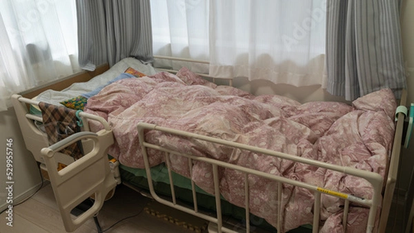 Obraz 高齢者の介護用ベッド