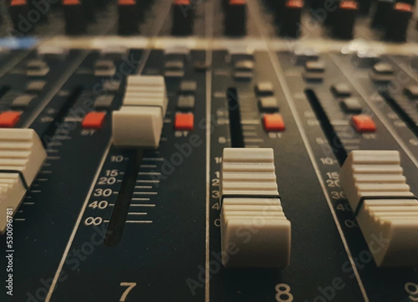 Obraz audio mixing console