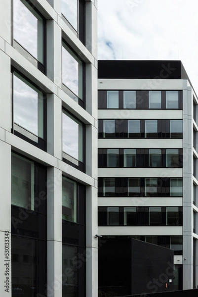 Obraz okna budynku we wrocławiu