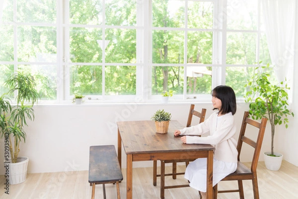 Fototapeta リラックスする女の子