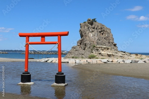 Fototapeta 福島県勿来海水浴場の鳥居